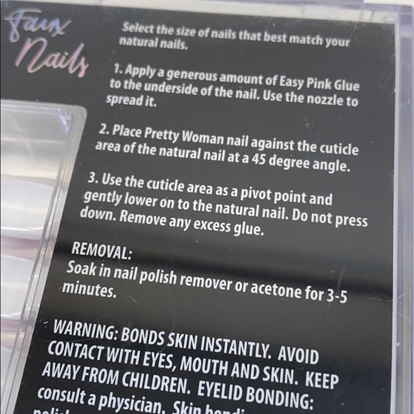 Pretty woman purple lavender faux nails - Picture 4 of 5